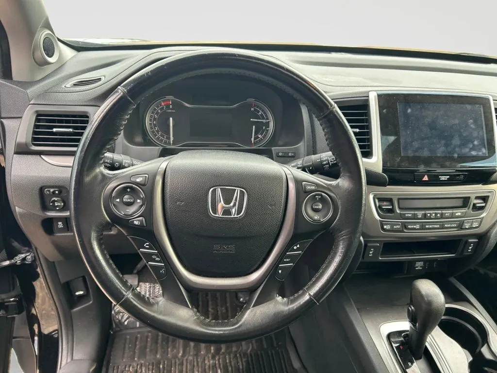 Honda Pilot photo 11