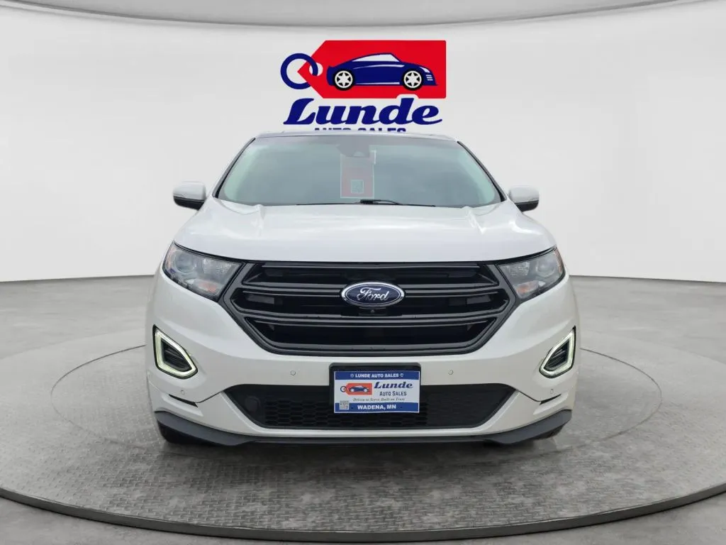 Ford Edge photo 8