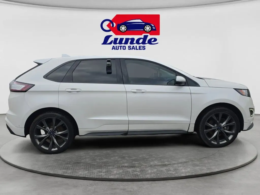 Ford Edge photo 6