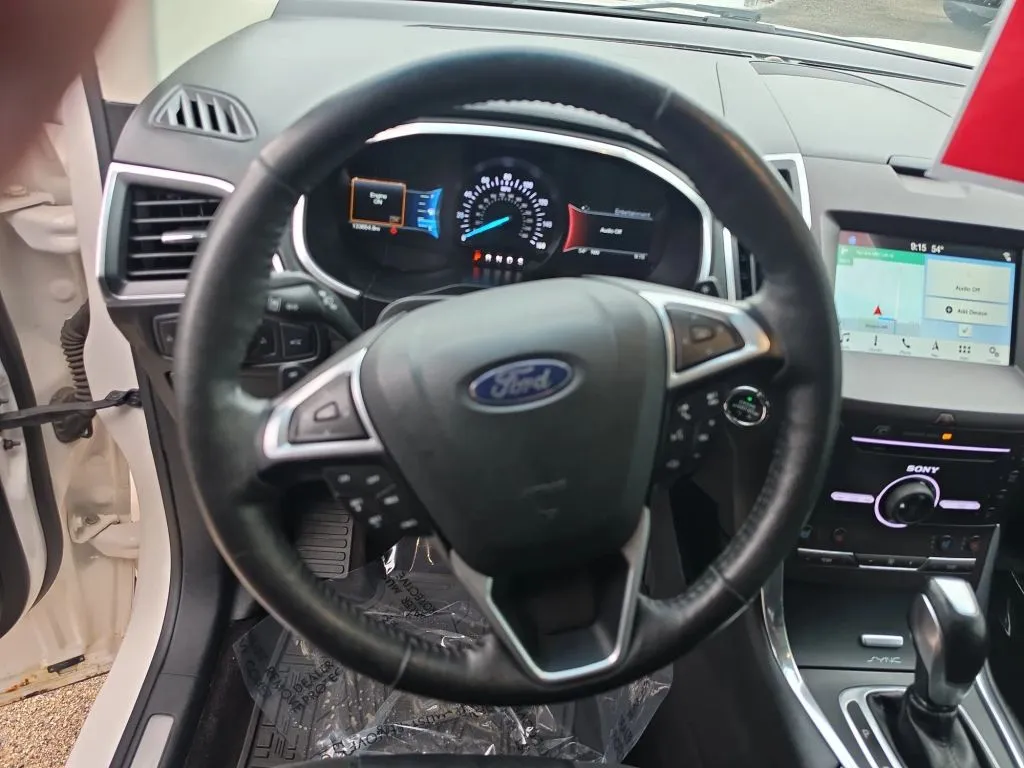 Ford Edge photo 11