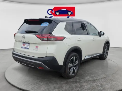 More photos of 2023 Nissan Rogue SL (2023.5) Sport Utility 4D at Lunde Auto Sales Center, MN