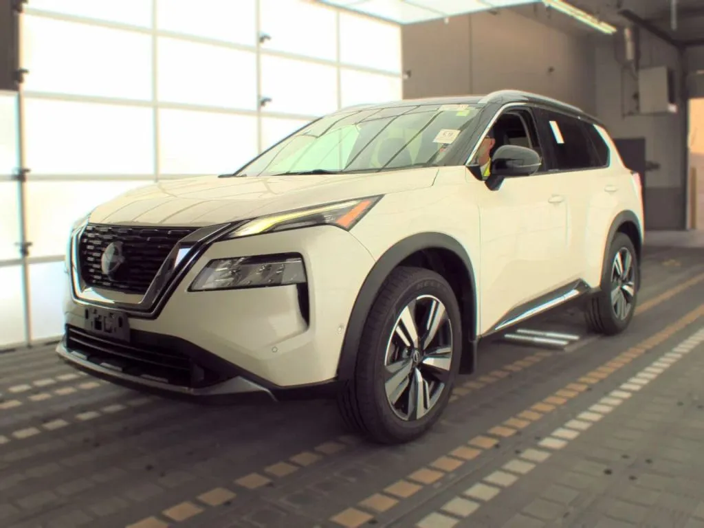 2023 Nissan Rogue SL (2023.5) Sport Utility 4D for sale in Wadena, MN