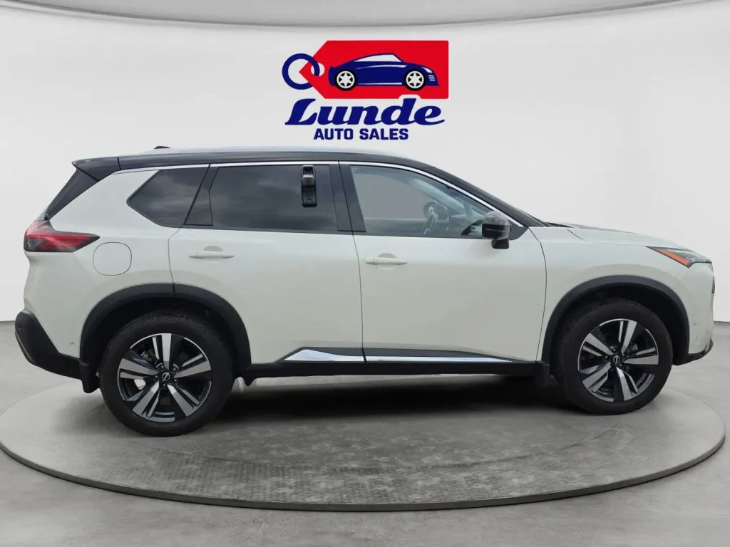 Nissan Rogue photo 6
