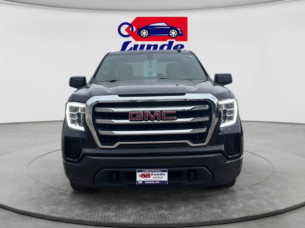 GMC Sierra photo 8