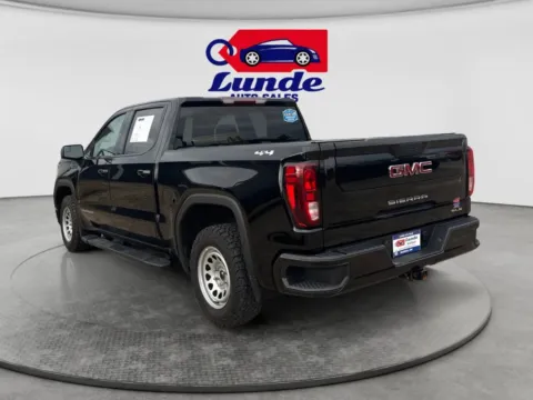 Another view of 2022 GMC Sierra 1500 Limited Crew Cab SLE Pickup 4D 5 3/4 ft for sale in Wadena, MN at Lunde Auto Sales Center