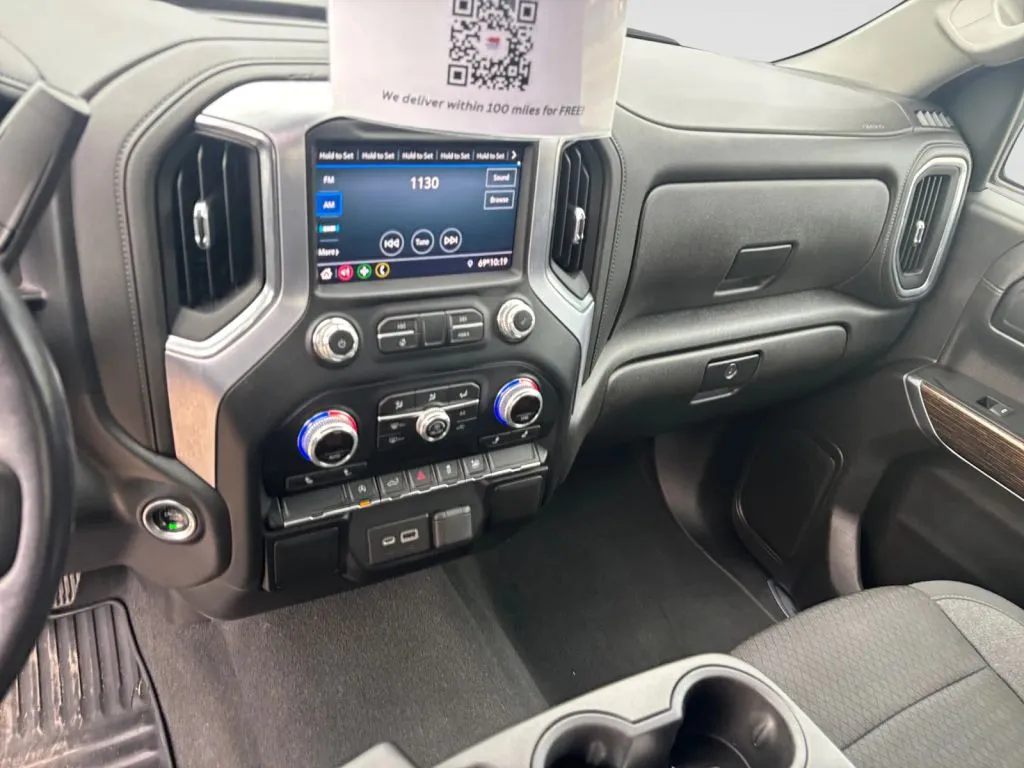 GMC Sierra photo 12