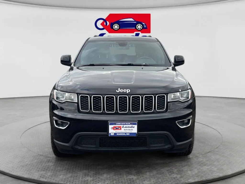 Jeep Grand Cherokee photo 8