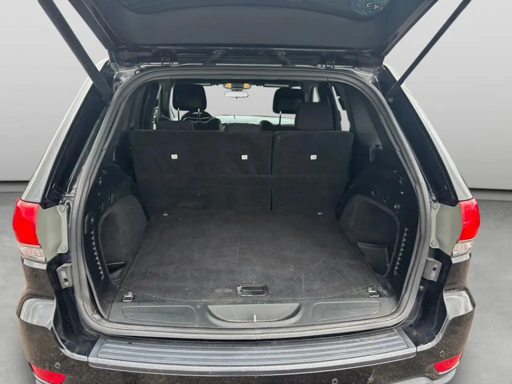 Jeep Grand Cherokee photo 19