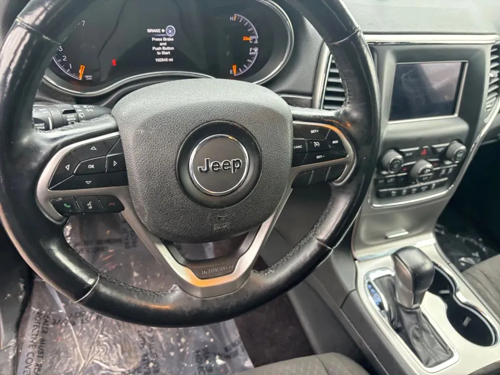 Jeep Grand Cherokee photo 11