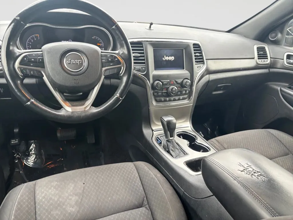 Jeep Grand Cherokee photo 14