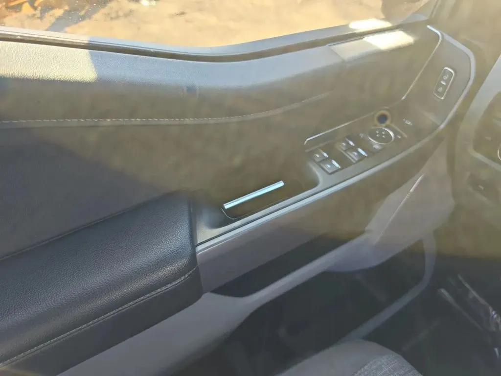 Ford F-250 photo 20