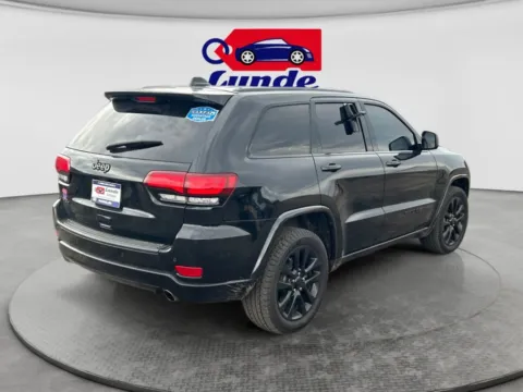 More photos of 2021 Jeep Grand Cherokee Laredo X Sport Utility 4D at Lunde Auto Sales Center, MN