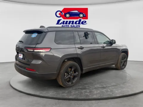 More photos of 2023 Jeep Grand Cherokee L Altitude Sport Utility 4D at Lunde Auto Sales Center, MN