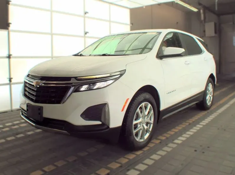 White 2023 Chevrolet Equinox LT Sport Utility 4D for sale in Wadena, MN
