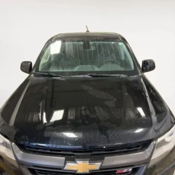 More photos of 2018 Chevrolet Colorado Crew Cab Z71 Pickup 4D 5 ft at Lunde Auto Sales Center, MN