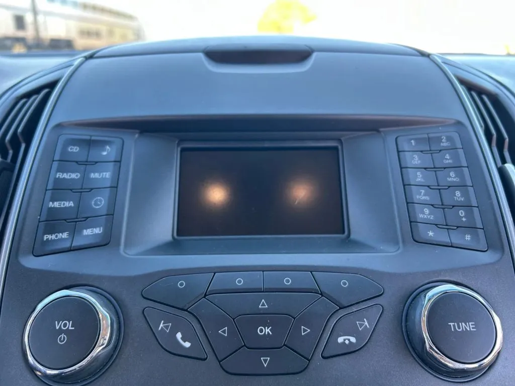 Ford Edge photo 21