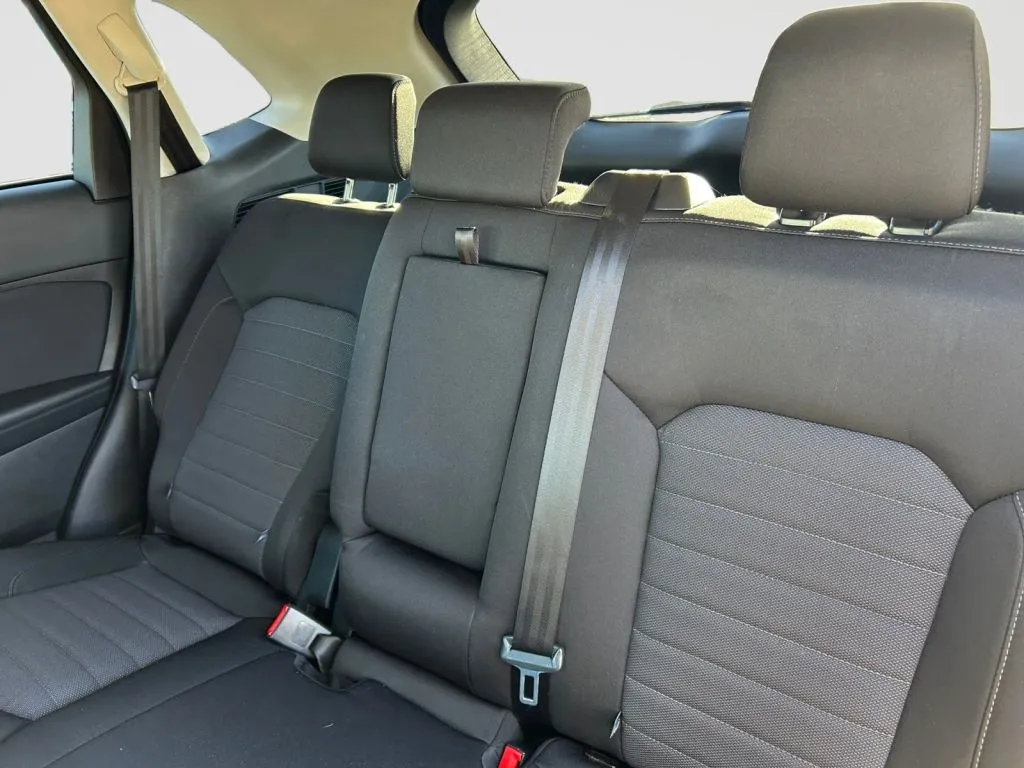 Ford Edge photo 13