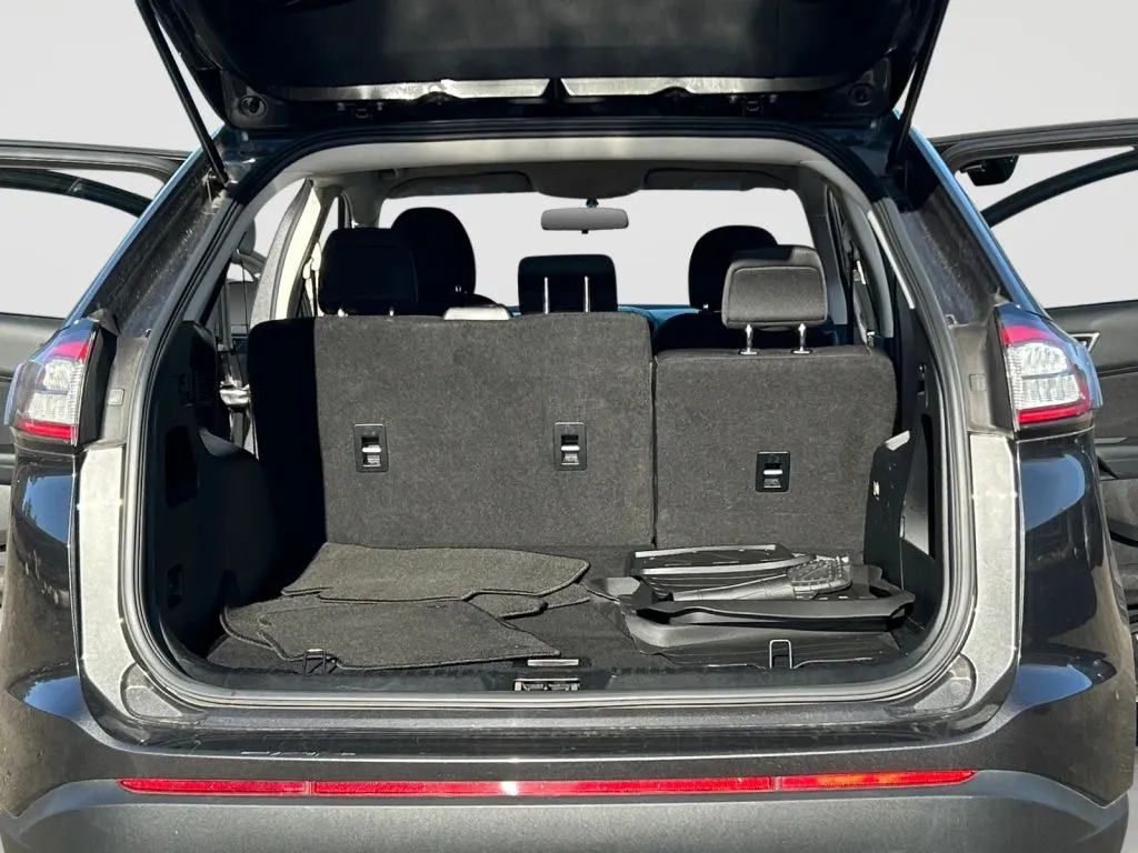 Ford Edge photo 19