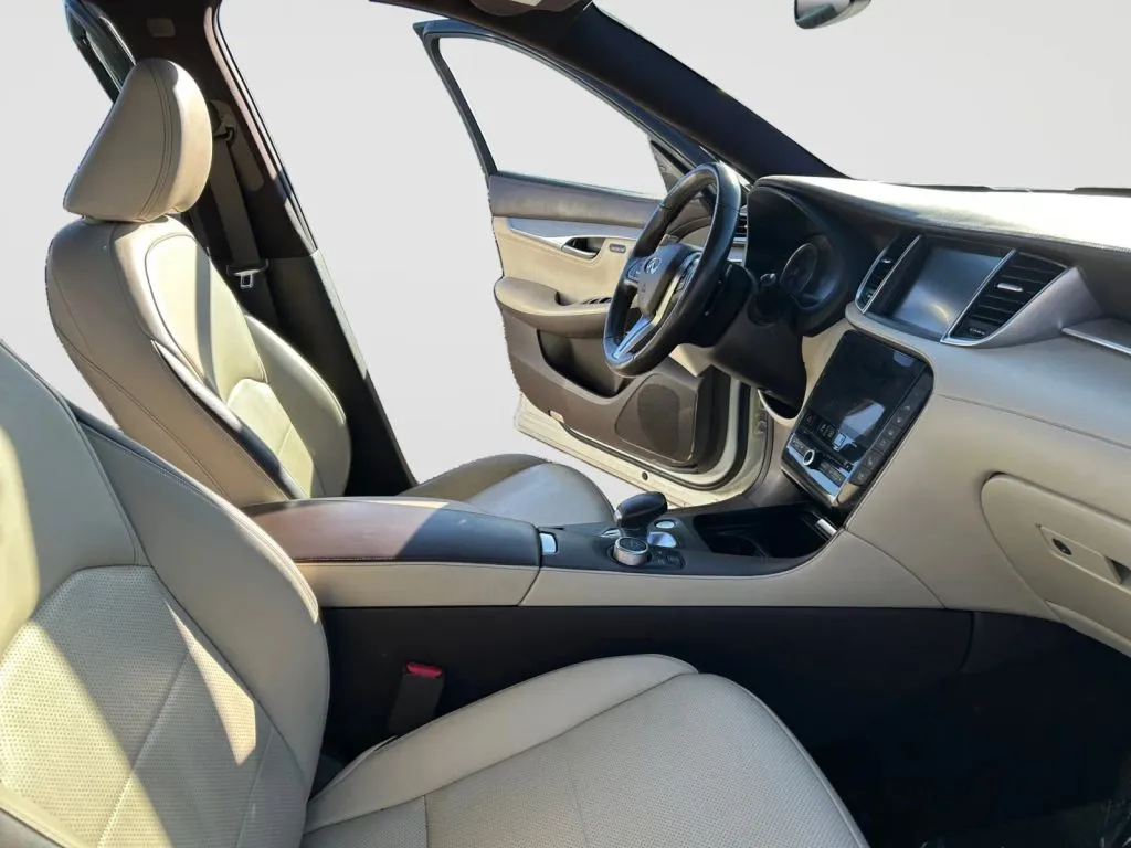 Infiniti QX50 photo 15