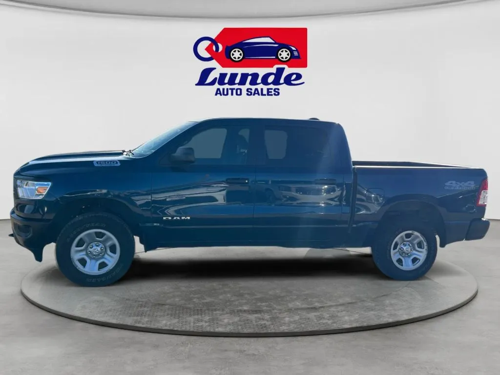 Ram 1500 photo 2