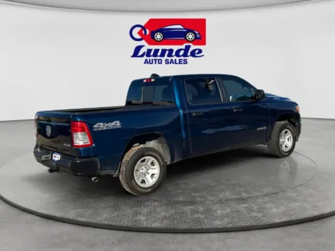More photos of 2022 Ram 1500 Crew Cab Tradesman Pickup 4D 5 1/2 ft at Lunde Auto Sales - Wadena, MN