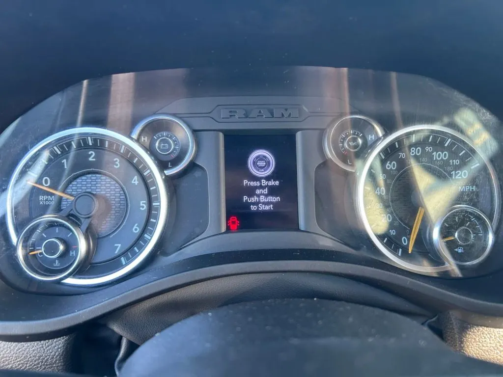 Ram 1500 photo 16