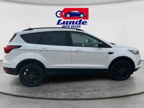 More photos of 2019 Ford Escape SE Sport Utility 4D at Lunde Auto Sales - Wadena, MN