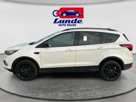 Photos of 2019 Ford Escape SE Sport Utility 4D for sale in Wadena, MN at Lunde Auto Sales - Wadena