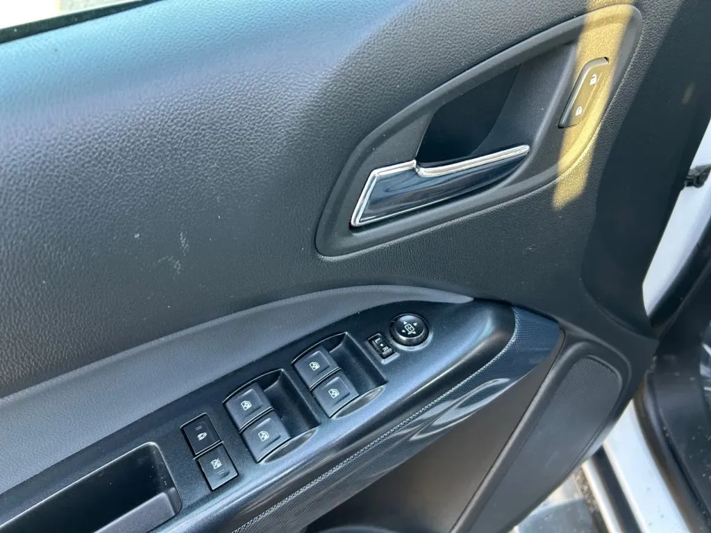 Chevrolet Colorado photo 17