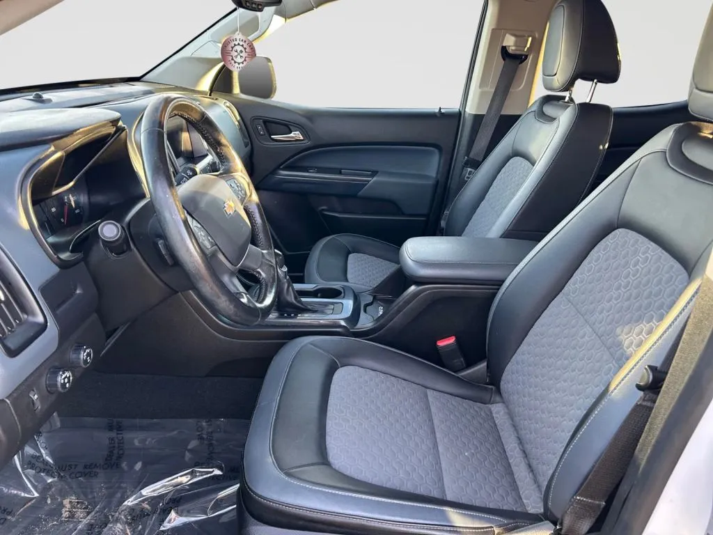 Chevrolet Colorado photo 10