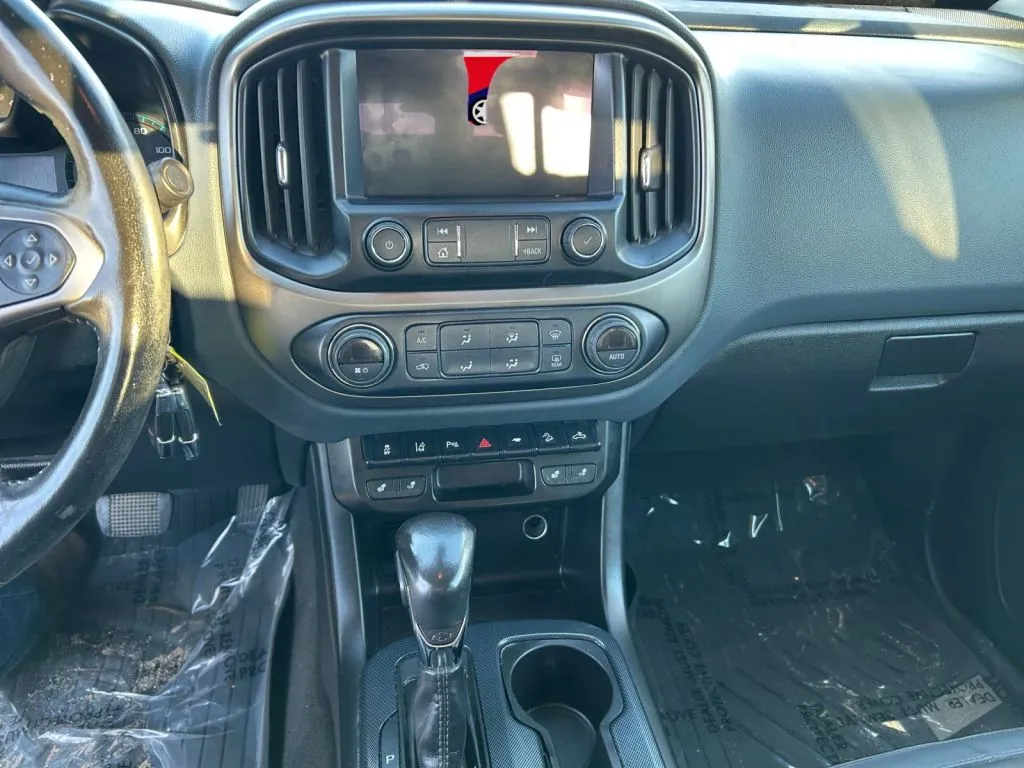 Chevrolet Colorado photo 12