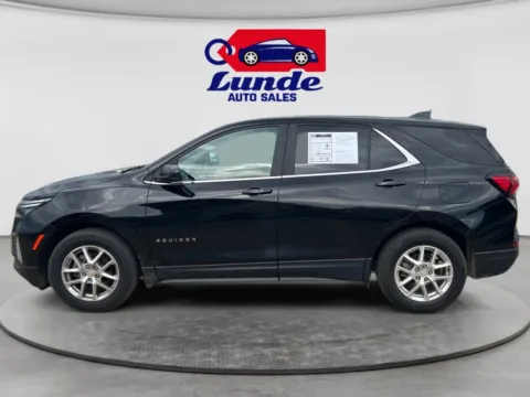 Photos of 2022 Chevrolet Equinox LT Sport Utility 4D for sale in Wadena, MN at Lunde Auto Sales - Wadena