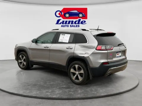 Another view of 2019 Jeep Cherokee Limited Sport Utility 4D for sale in Wadena, MN at Lunde Auto Sales - Wadena