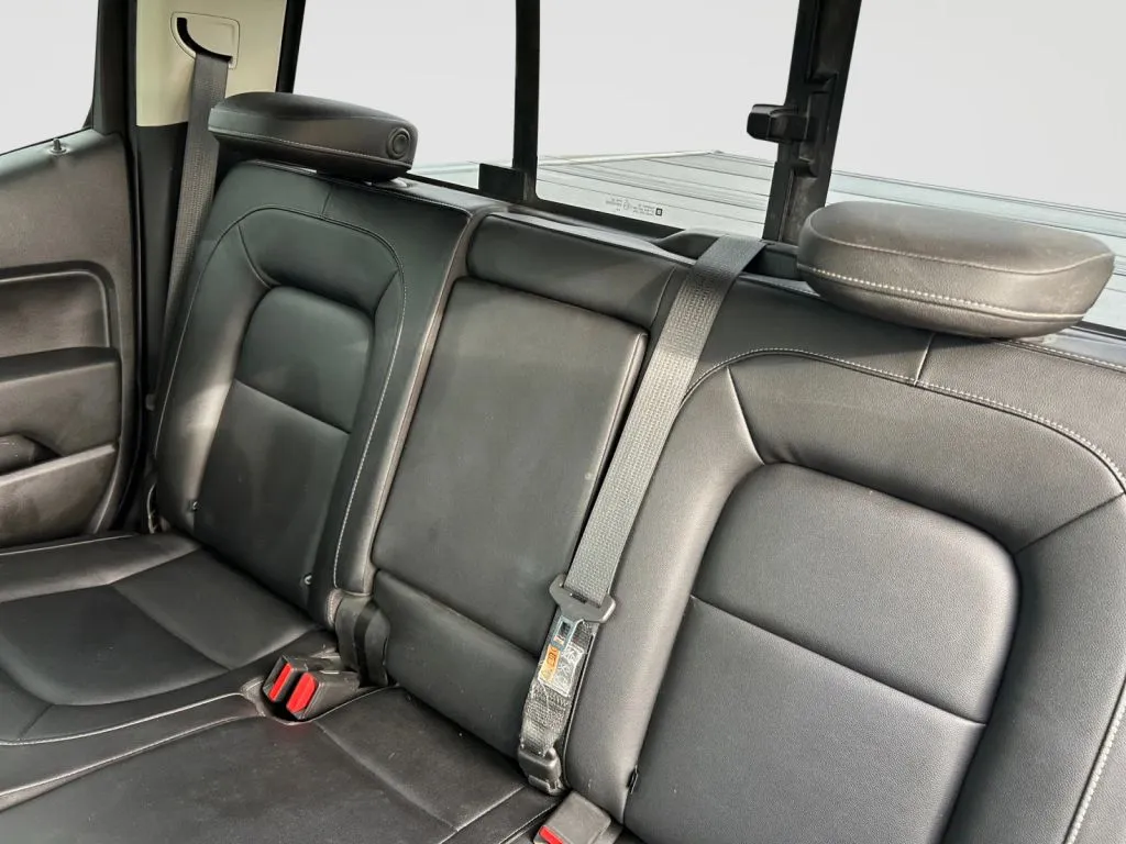 Chevrolet Colorado photo 8