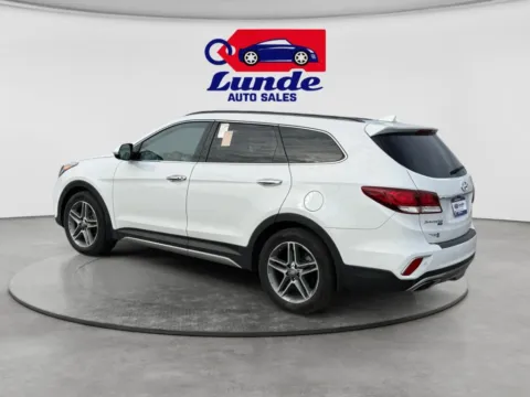 Photos of 2019 Hyundai Santa Fe XL Limited Ultimate Sport Utility 4D for sale in Wadena, MN at Lunde Auto Sales - Wadena