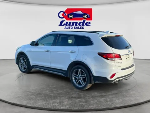 Another view of 2019 Hyundai Santa Fe XL Limited Ultimate Sport Utility 4D for sale in Wadena, MN at Lunde Auto Sales - Wadena