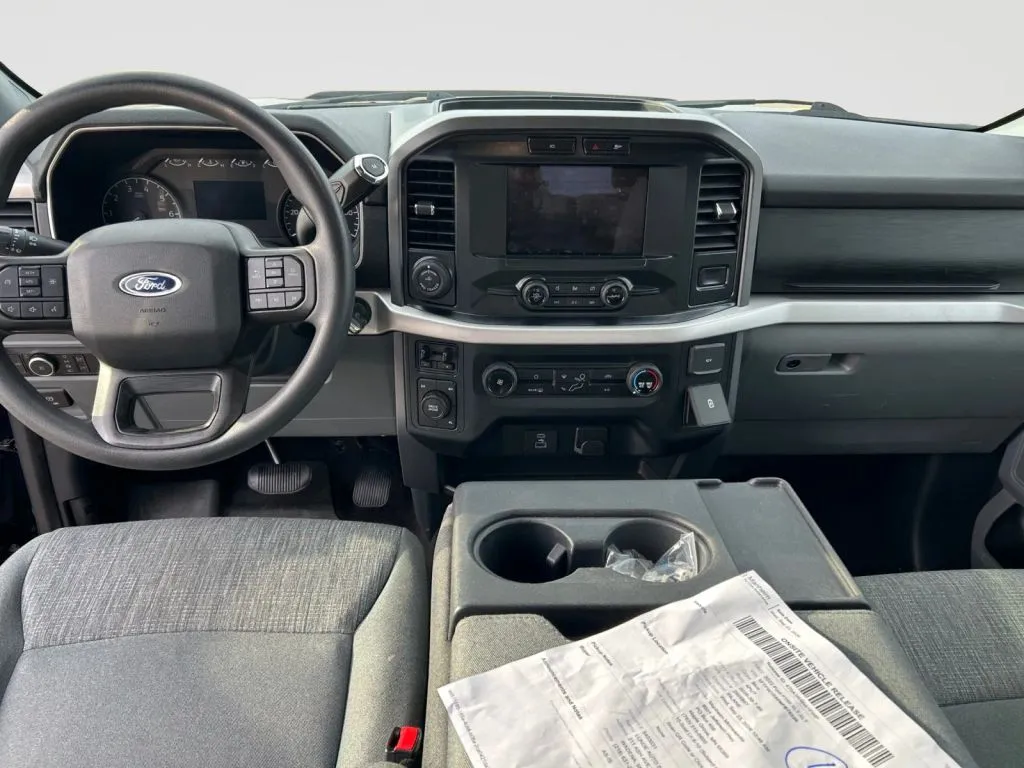 Ford F-150 photo 11