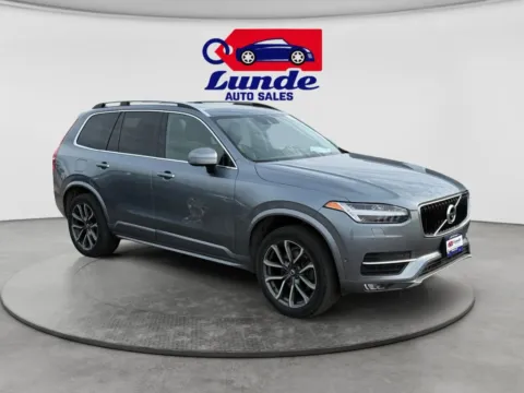 More photos of 2019 Volvo XC90 T6 Momentum Sport Utility 4D at Lunde Auto Sales - Wadena, MN