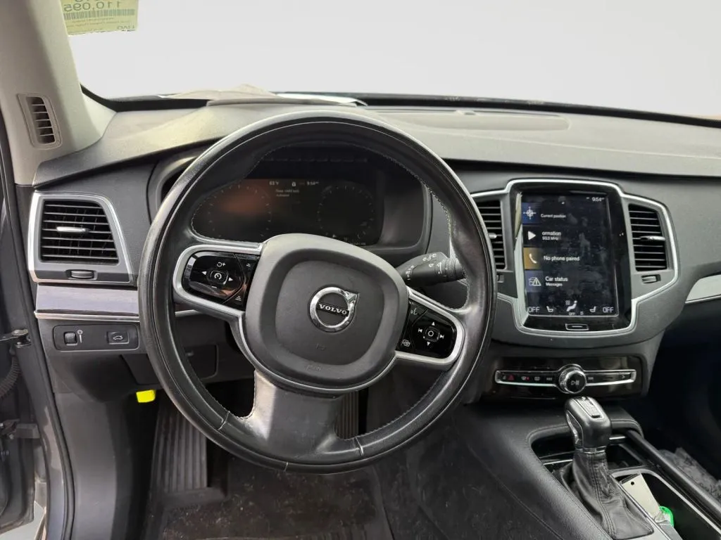 Volvo XC90 photo 6