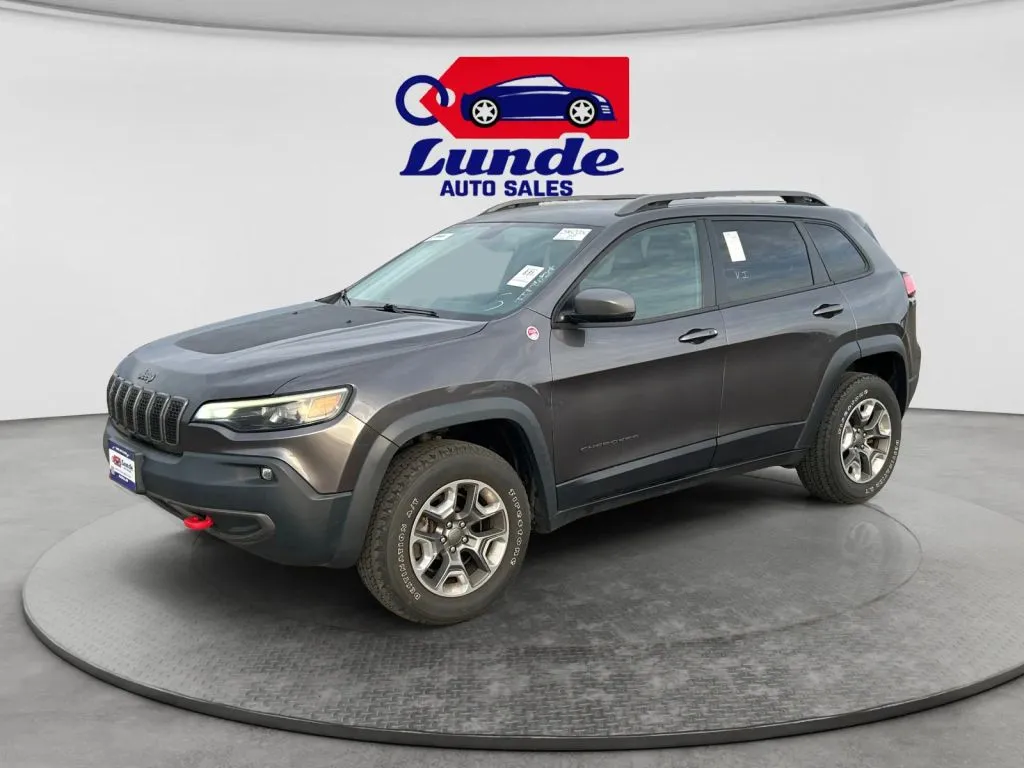 Gray 2020 Jeep Cherokee TrailHawk Sport Utility 4D for sale in Wadena, MN
