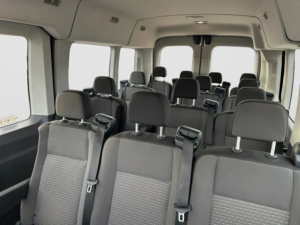 Ford Transit-350 photo 9
