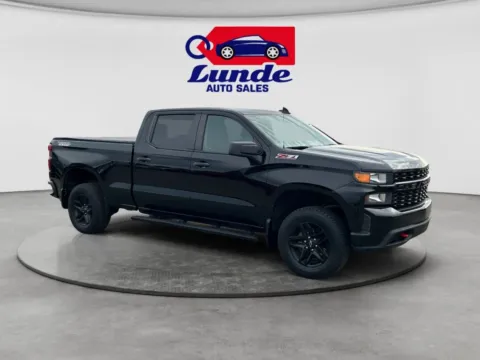 More photos of 2022 Chevrolet Silverado 1500 Limited Crew Cab Custom Trail Boss Pickup 4D 6 1/2 ft at Lunde Auto Sales - Wadena, MN