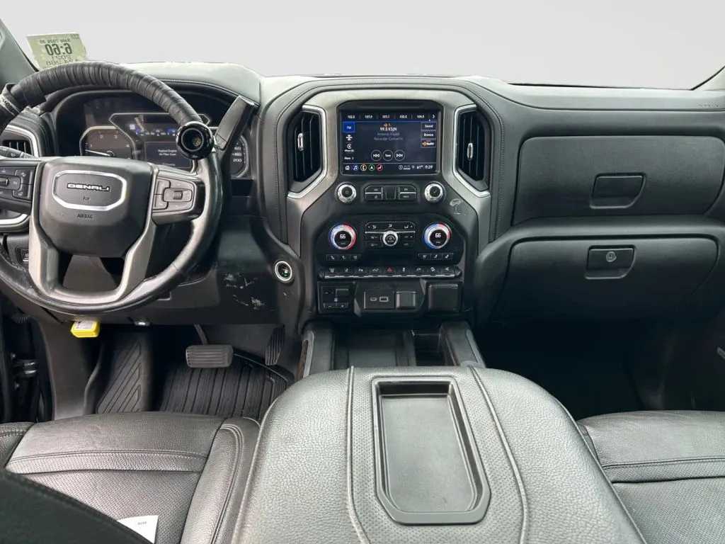GMC Sierra photo 9