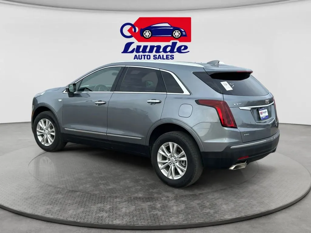 Cadillac XT5 photo 3