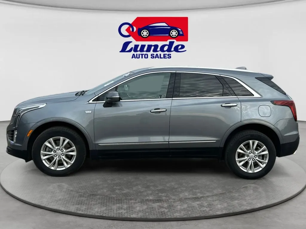 Cadillac XT5 photo 2