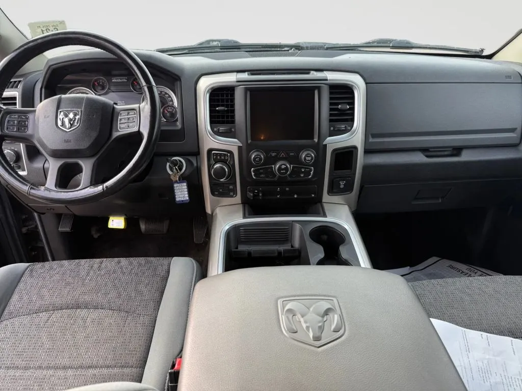 Ram 1500 photo 9