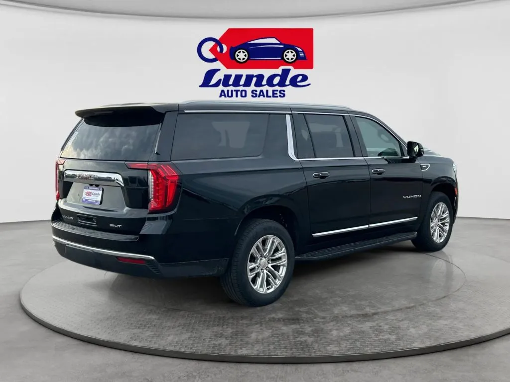 GMC Yukon XL photo 4