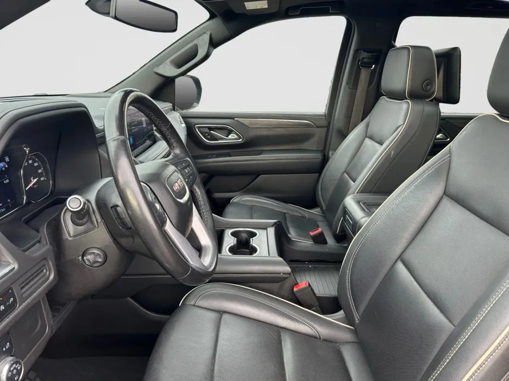 GMC Yukon XL photo 6