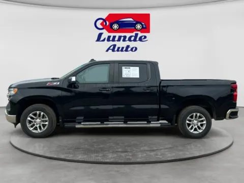 Photos of 2022 Chevrolet Silverado 1500 Crew Cab LT Pickup 4D 5 3/4 ft for sale in Wadena, MN at Lunde Auto Sales - Wadena