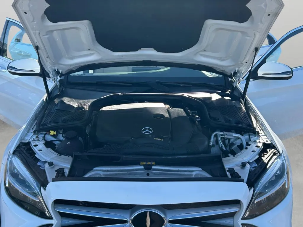 Mercedes-Benz C-Class photo 20